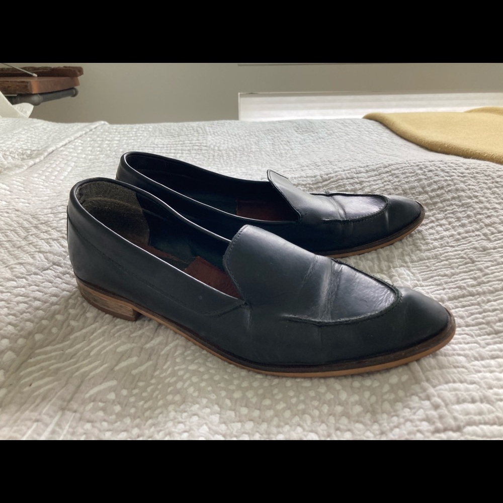 Everlane Black Leather Loafers Size 9